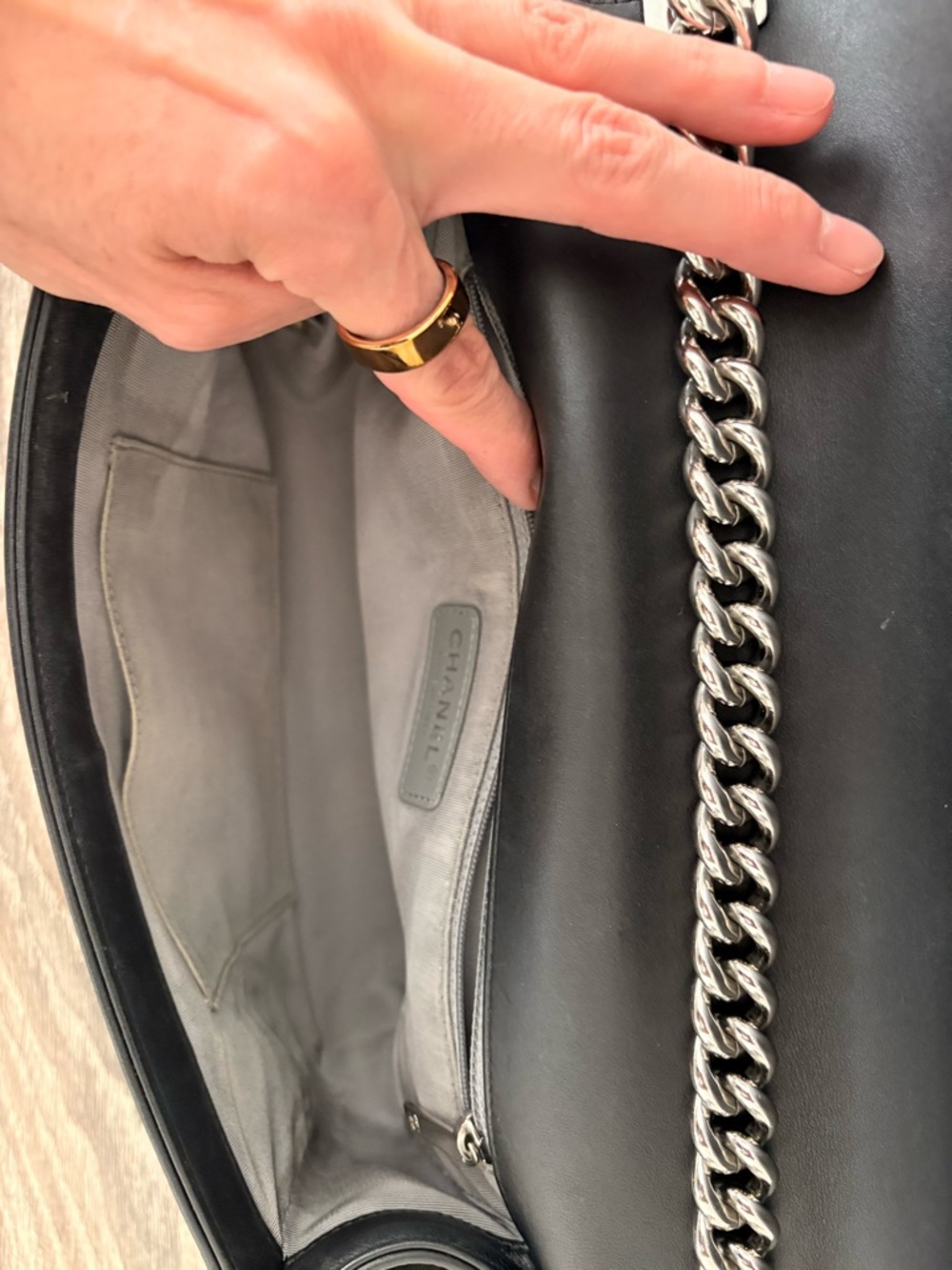 CHANEL Black Calfskin Chevron Boy Bag with Silver Hardware and Gourmette Chain - Picture 11 of 13